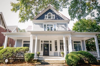 508 East Blvd, Charlotte, NC à louer Photo de l’immeuble– Image 1 sur 11