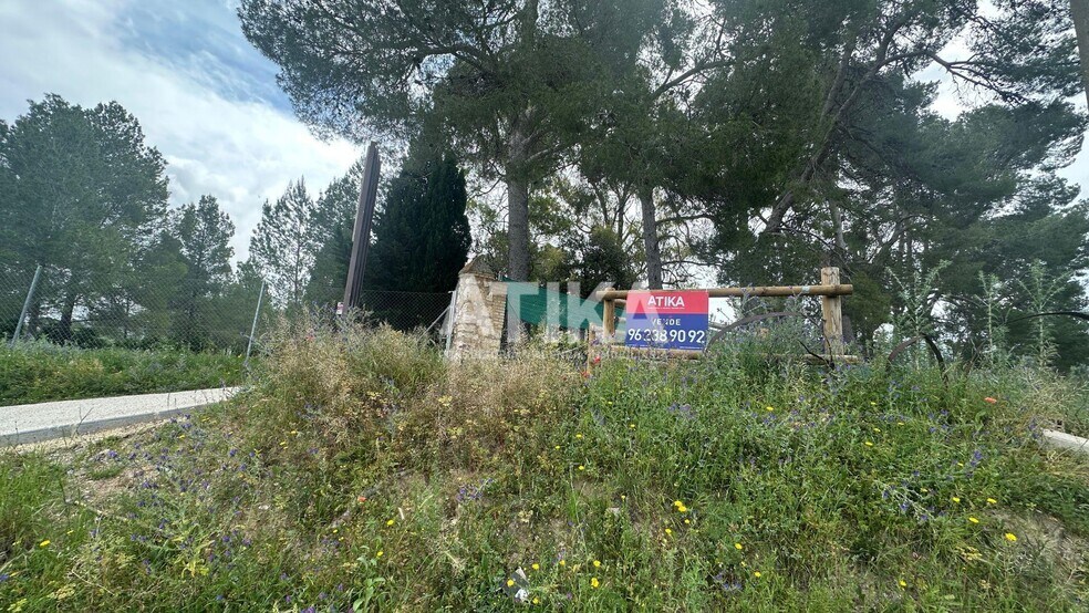 Terrain dans Ontinyent, Valencia à vendre - Photo principale – Image 1 sur 7