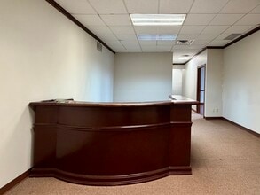 80 Washington St, Poughkeepsie, NY à louer Photo intérieure– Image 2 sur 4