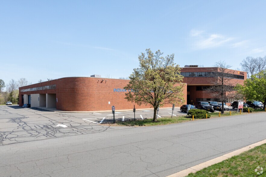 45064 Underwood Ln, Dulles, VA à louer - Photo de l’immeuble – Image 2 sur 3
