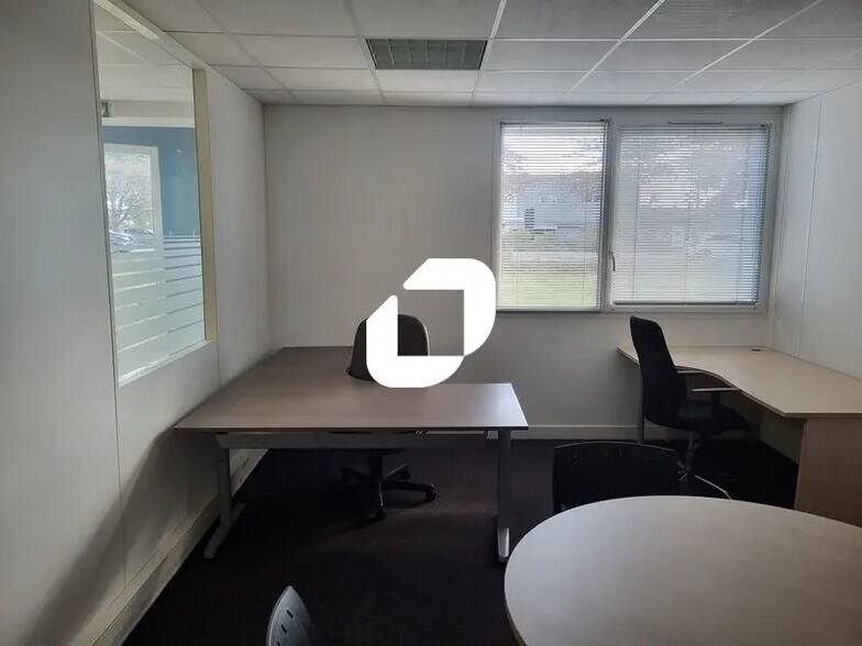 Bureau dans Martillac à vendre - Photo intérieure – Image 2 sur 15