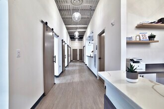 6420 W Newberry Rd, Gainesville, FL à louer Photo intérieure– Image 1 sur 3