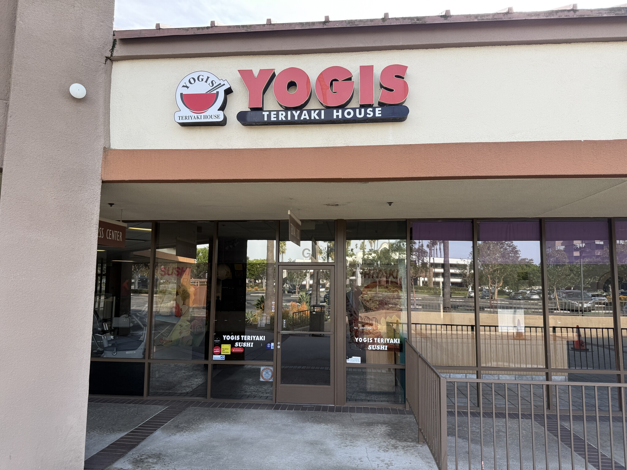 840 The City Dr S, Orange, CA à louer Photo intérieure– Image 1 sur 2