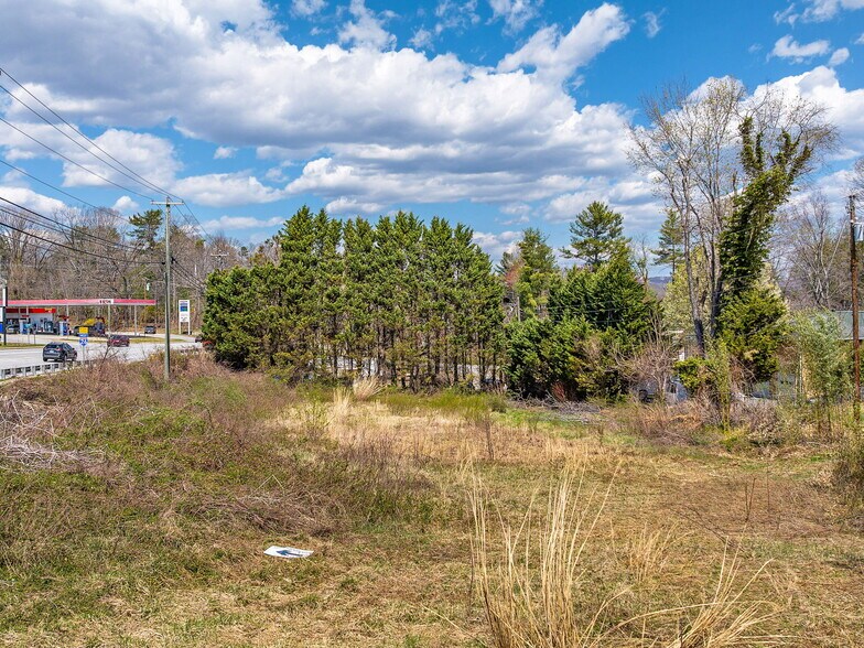 9999 Asheville Highway, Hendersonville, NC à vendre - Autre – Image 3 sur 6