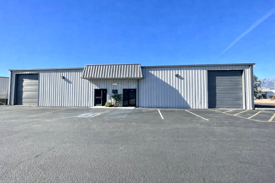 8266 Sultana Ave, Fontana, CA à louer - Photo principale – Image 1 sur 6