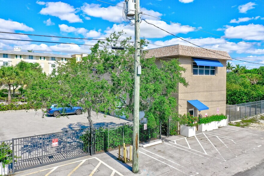 234 NE 4th Ave, Delray Beach, FL à vendre - Photo de l’immeuble – Image 2 sur 30