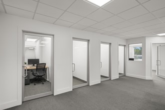 33 Flying Point Rd, Southampton, NY à louer Photo intérieure– Image 1 sur 5