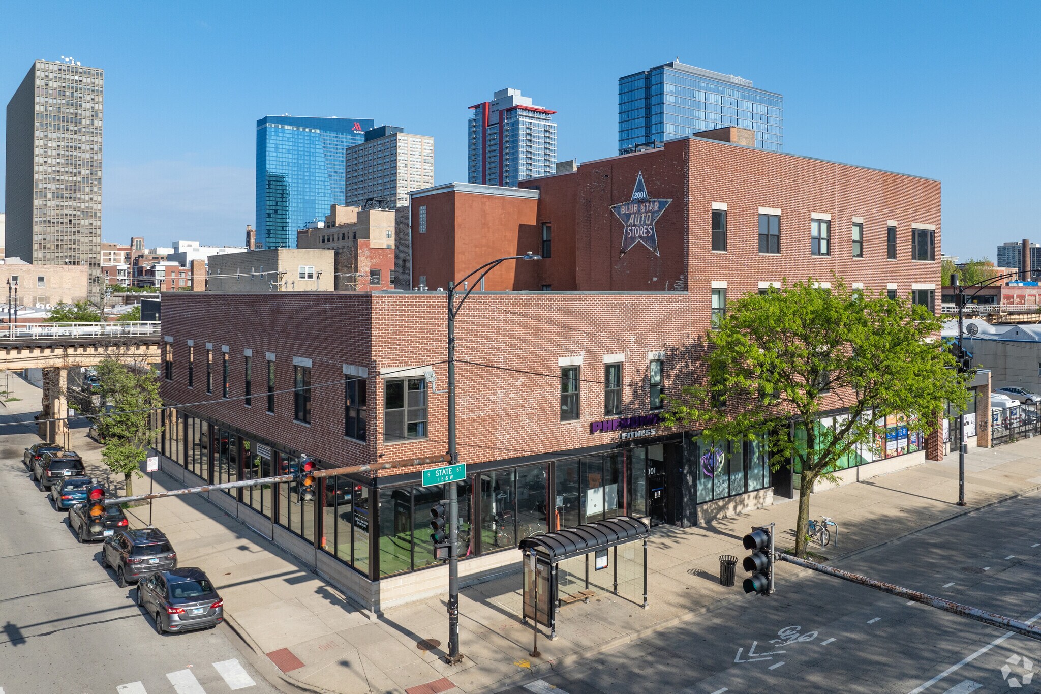 2000-2100 W State St, Geneva, IL à louer Photo principale– Image 1 sur 5