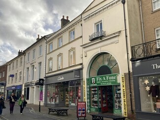 Plus de détails pour 66 High St, Barnstaple - Local commercial à louer