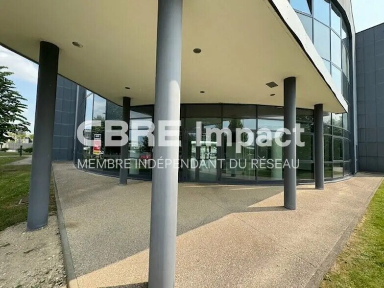 Bureau dans Bezannes à louer - Photo de l’immeuble – Image 3 sur 8