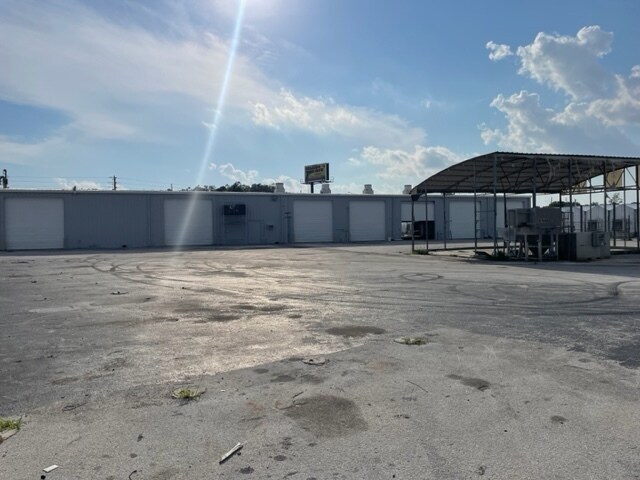 2525 Clarcona Rd, Apopka, FL à louer - Photo de l’immeuble – Image 3 sur 5
