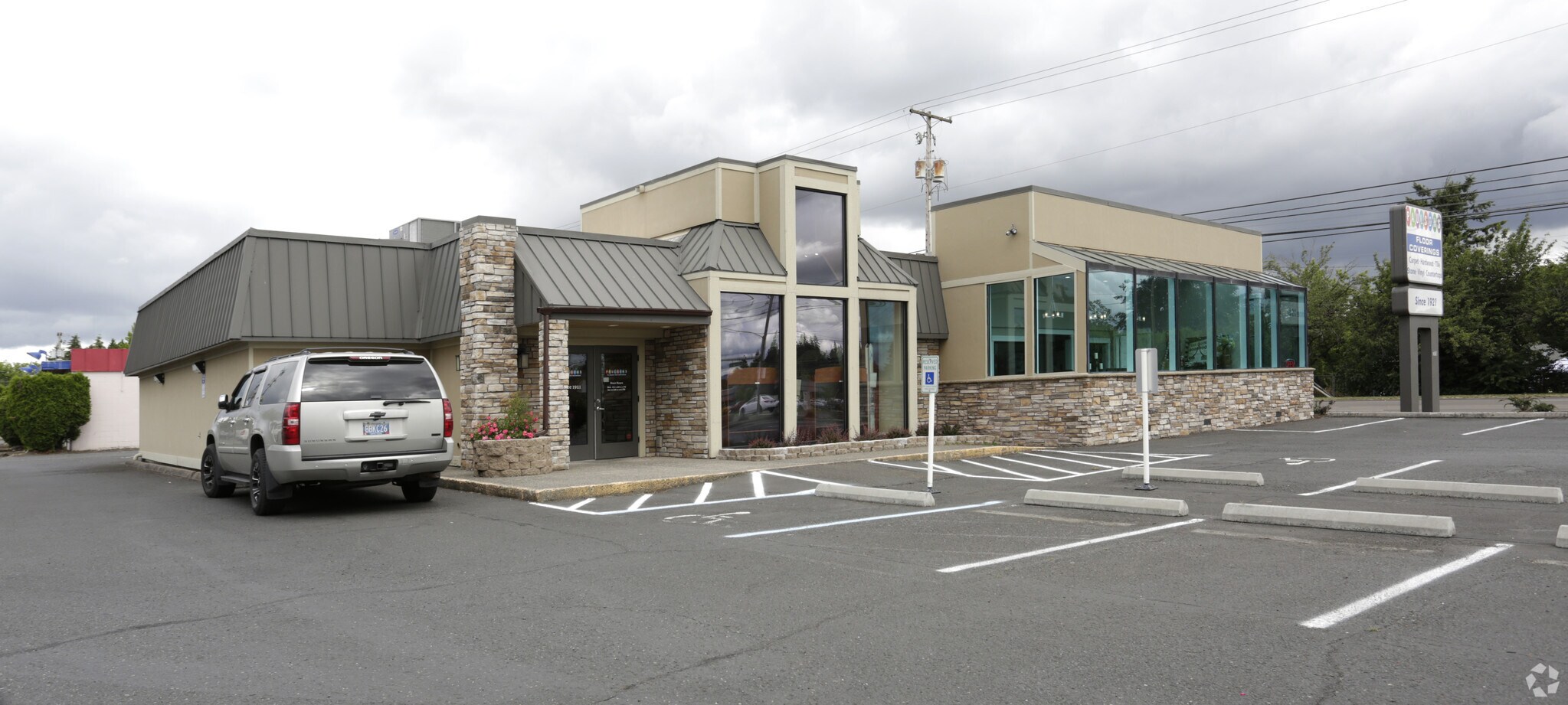 7615 E Mill Plain Blvd, Vancouver, WA à vendre Photo principale– Image 1 sur 12