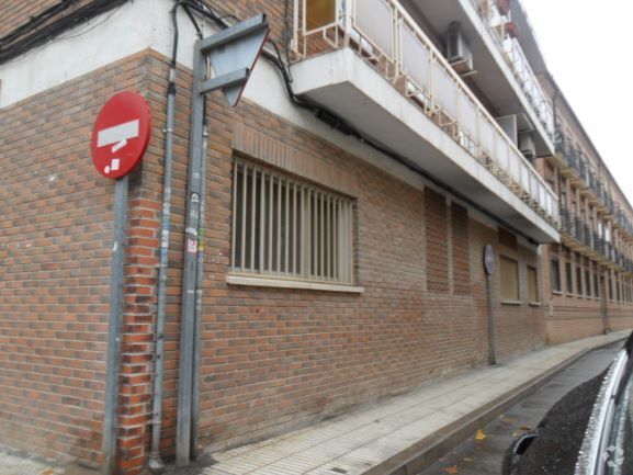 Local commercial dans Pinto, Madrid à louer Photo intérieure– Image 1 sur 2