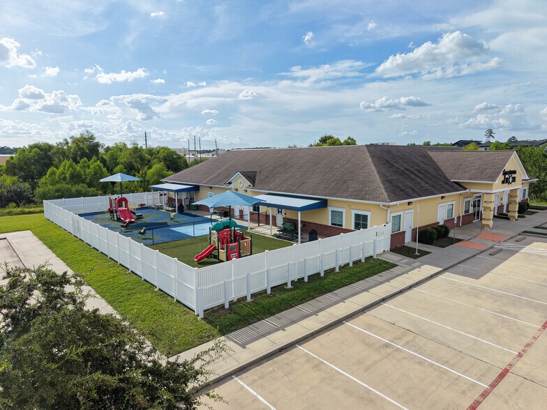 33043 Egypt Ln, Magnolia, TX à vendre - Photo de l’immeuble – Image 3 sur 21