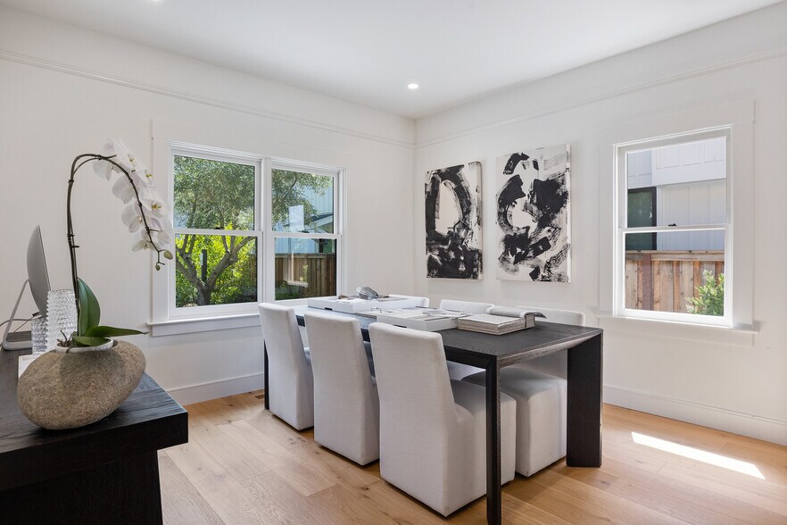 369 W Napa St, Sonoma, CA à vendre - Photo intérieure – Image 3 sur 50