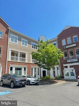 Plus de détails pour 13885 Hedgewood Dr, Woodbridge, VA - Bureau à vendre