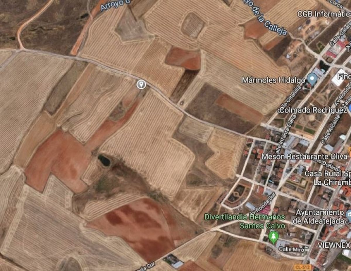 Terrain dans Aldeatejada, Salamanca à vendre Photo principale– Image 1 sur 3