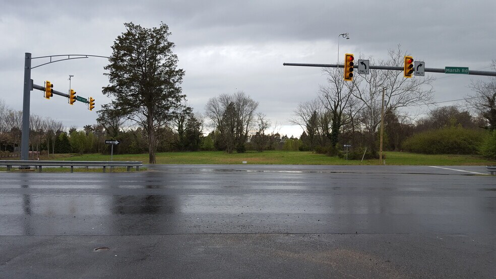 Marsh Rd, Bealeton, VA à louer - Photo de l’immeuble – Image 1 sur 3