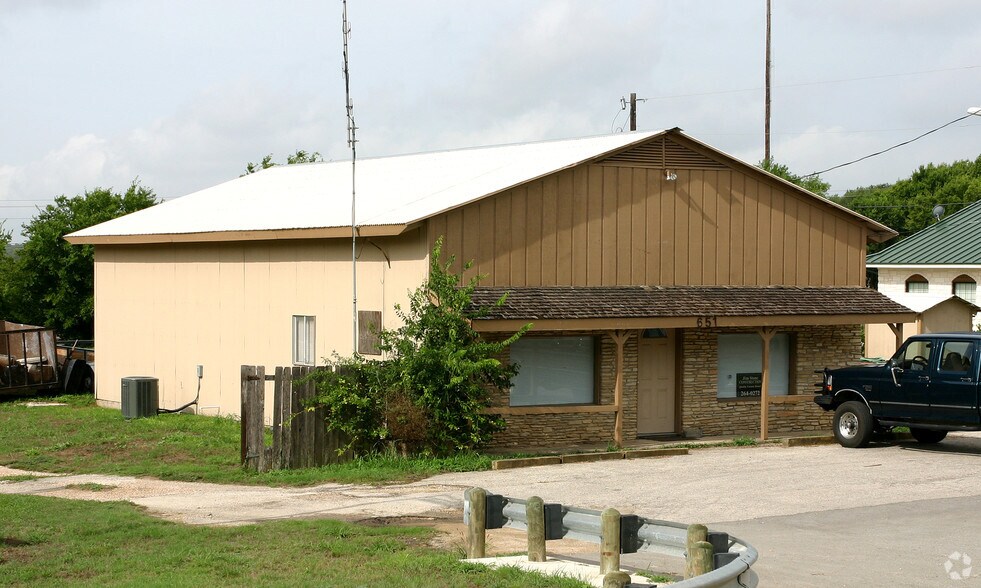651 W Hwy 290, Dripping Springs, TX à vendre - Photo de l’immeuble – Image 2 sur 3