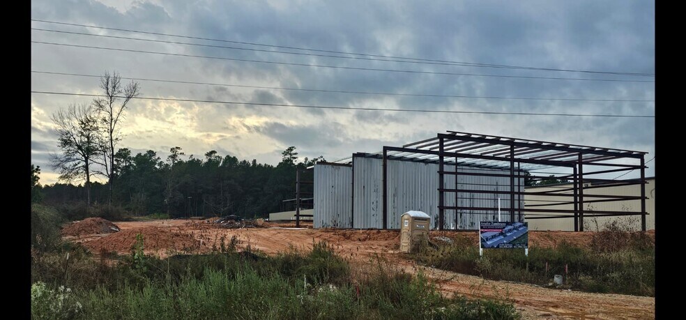 14535 Lake Business Dr, Conroe, TX à vendre - Photo de l’immeuble – Image 2 sur 5