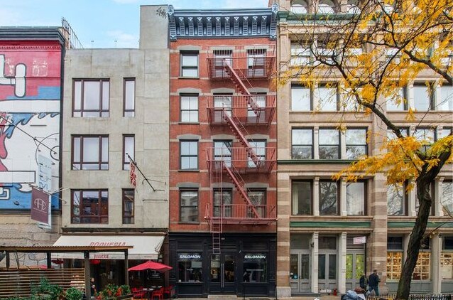 169 Spring St, New York, NY à vendre - Photo de l’immeuble – Image 2 sur 11