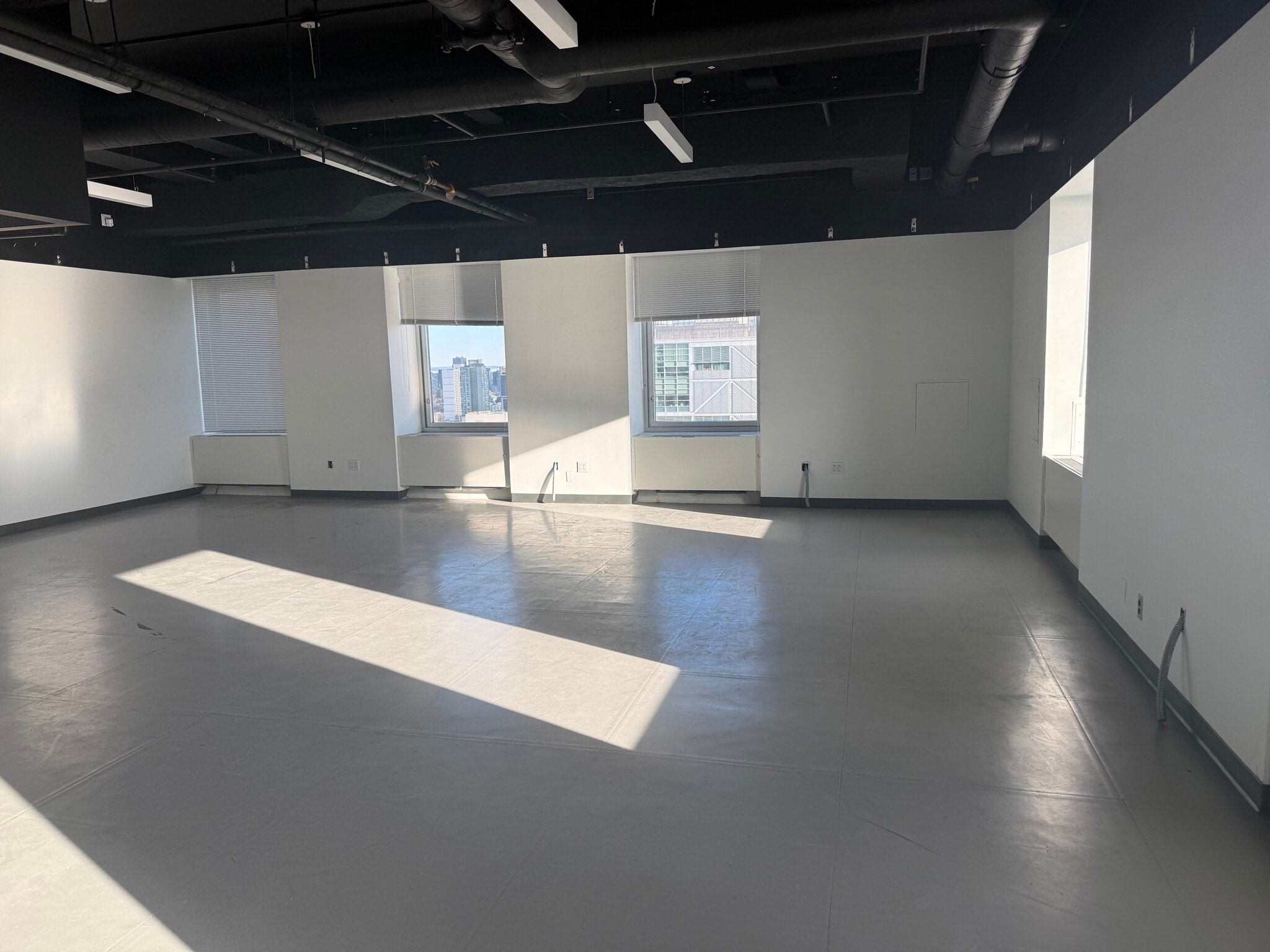 475 Riverside Dr, New York, NY à louer Photo intérieure– Image 1 sur 5