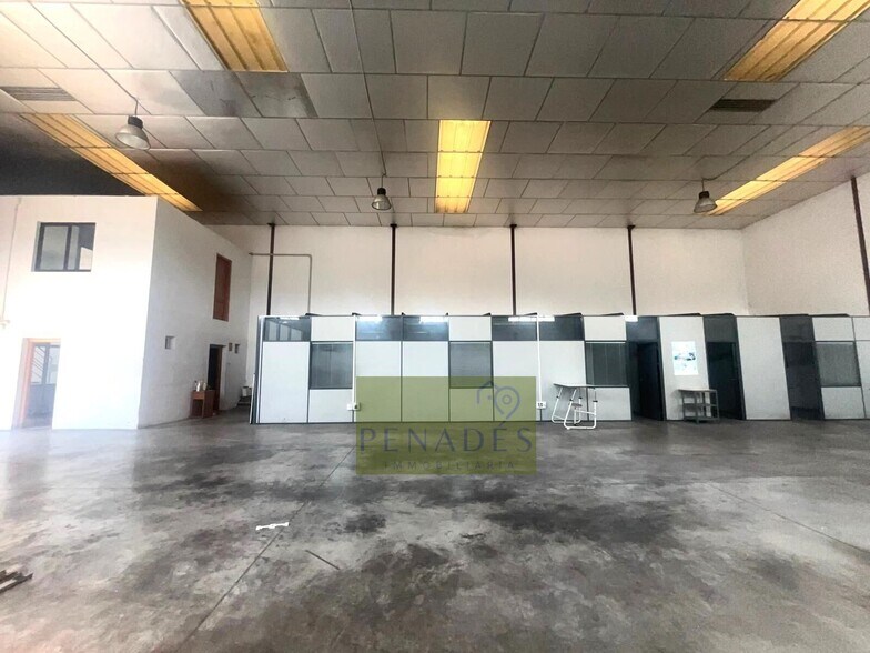 Industriel/Logistique dans HOSPITAL DE ÓRBIGO à louer - Photo de l’immeuble – Image 1 sur 16