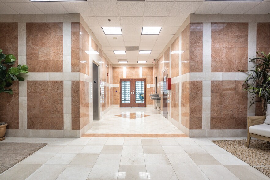 12276 San Jose Blvd, Jacksonville, FL à louer - Photo de l’immeuble – Image 3 sur 5