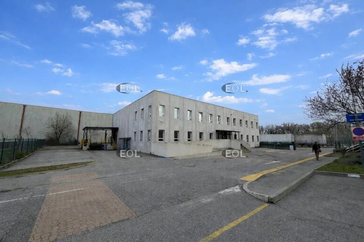 Industriel/Logistique dans Vitrolles à vendre Photo de l’immeuble– Image 1 sur 5