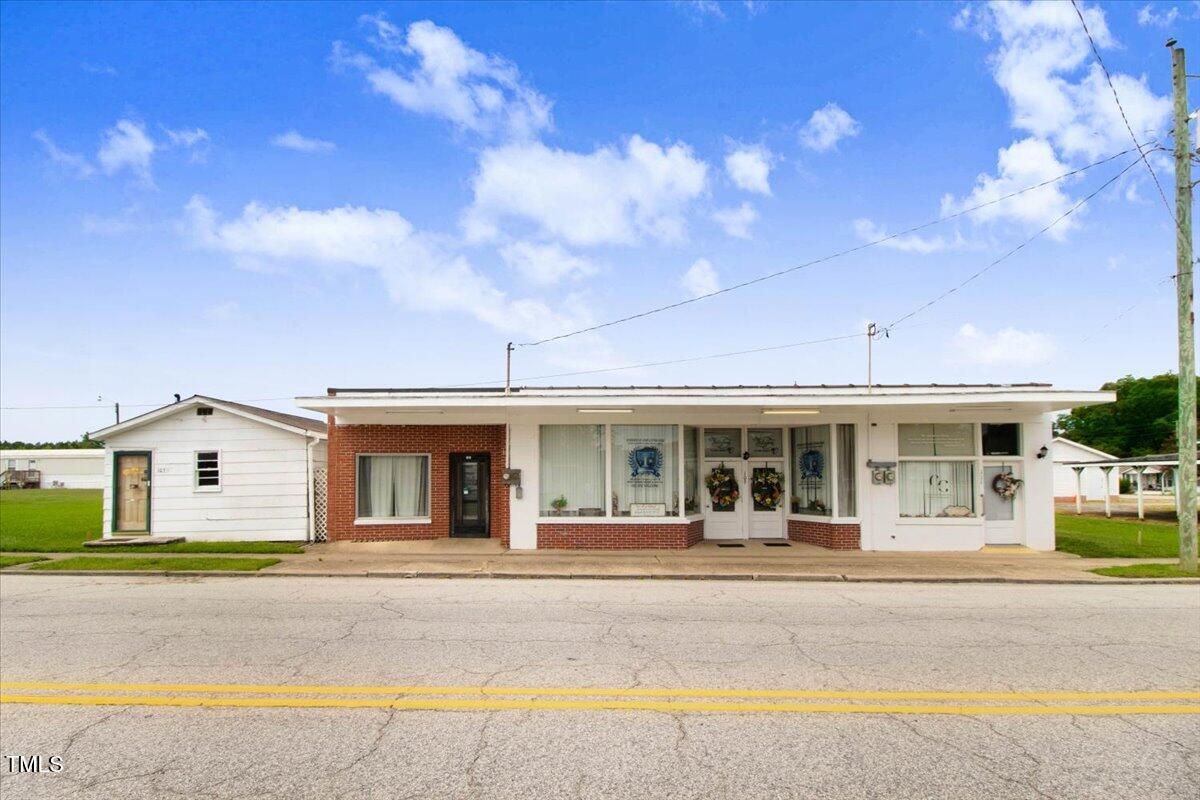 103 Main St, Micro, NC à vendre Photo principale– Image 1 sur 27