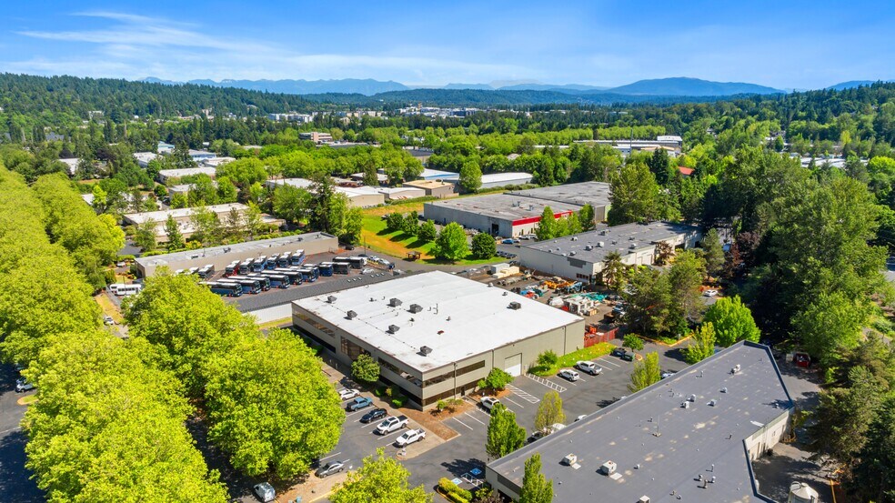 14715-14725 NE 95th St, Redmond, WA à louer - Photo de l’immeuble – Image 2 sur 6