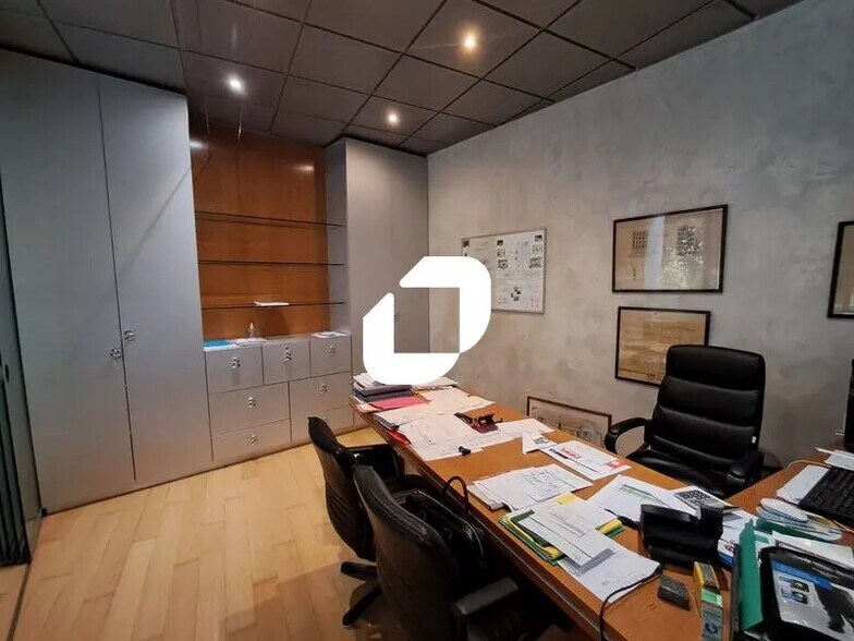 Bureau dans Châtillon à vendre - Photo intérieure – Image 3 sur 12