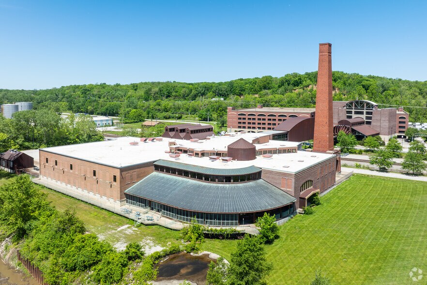 6711 NE Birmingham Rd, Kansas City, MO à vendre - Photo de l’immeuble – Image 2 sur 15