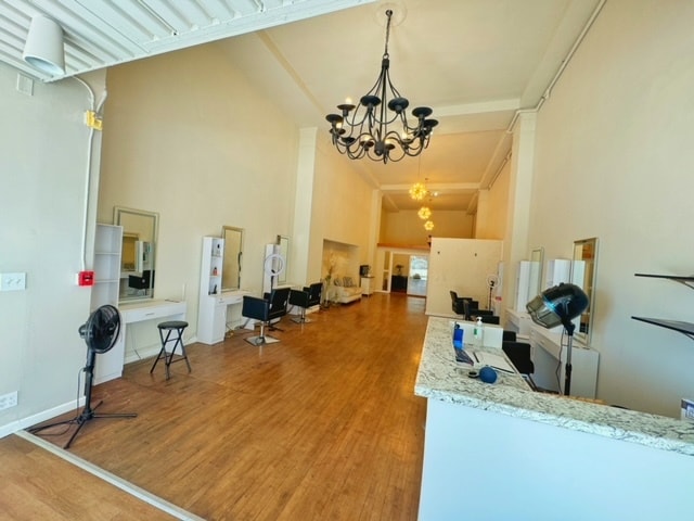 5225 Wilshire Blvd, Los Angeles, CA à louer Photo intérieure– Image 1 sur 8