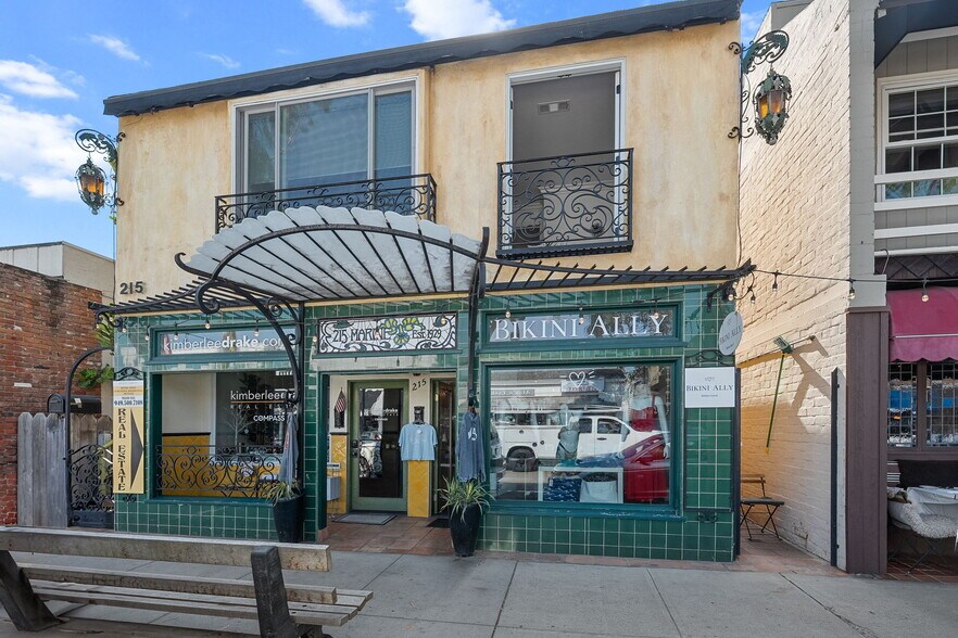 215 Marine Ave, Newport Beach, CA à vendre - Photo de l’immeuble – Image 2 sur 21