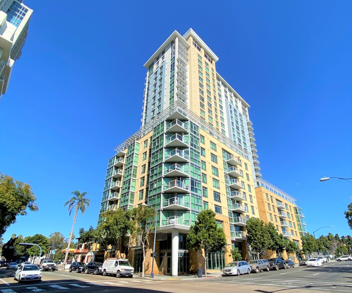 1050 B St, San Diego, CA à louer - Photo de l’immeuble – Image 1 sur 5