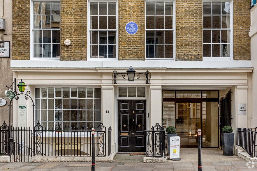 42 Trinity Ct, Londres à louer - Photo de l’immeuble – Image 3 sur 3