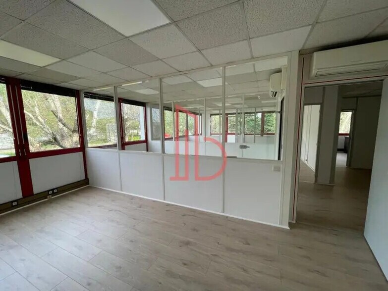 Bureau dans Gradignan à vendre - Photo intérieure – Image 2 sur 5
