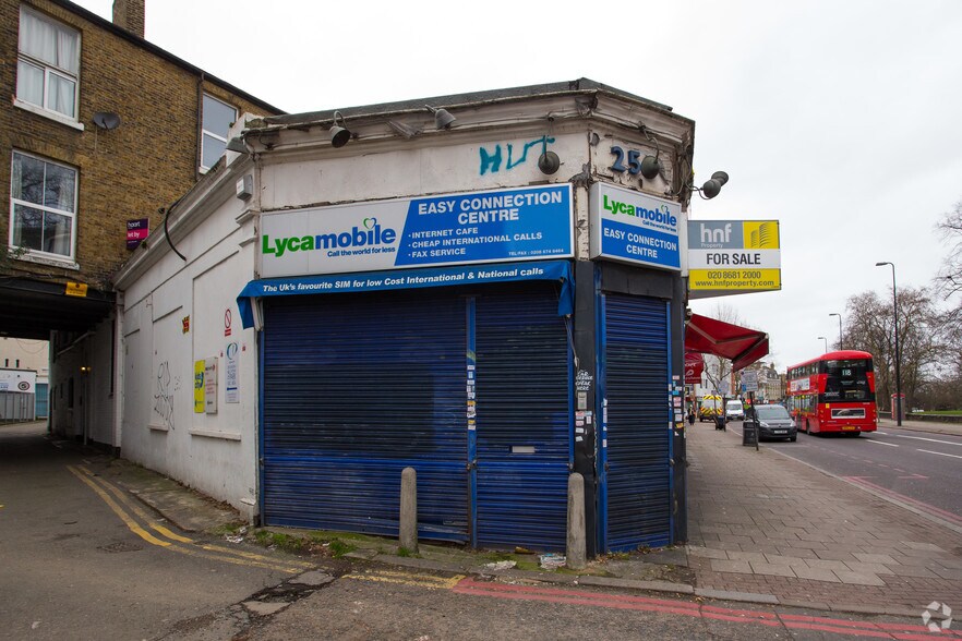 258A Brixton Hl, Londres à vendre - Photo de l’immeuble – Image 1 sur 2