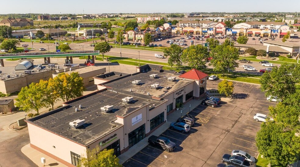 3605 W 57th St, Sioux Falls, SD à vendre - Photo principale – Image 1 sur 24