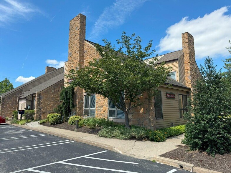 1000 Germantown Pike, Plymouth Meeting, PA à vendre - Photo de l’immeuble – Image 1 sur 4