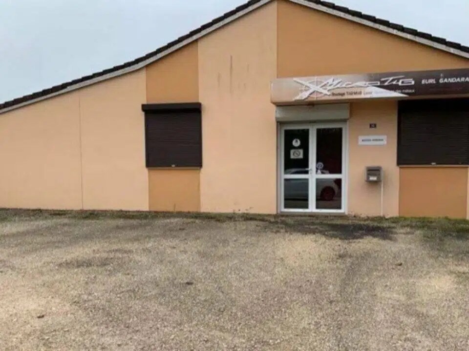 Local d'activités dans Nogent à vendre Photo de l’immeuble– Image 1 sur 3