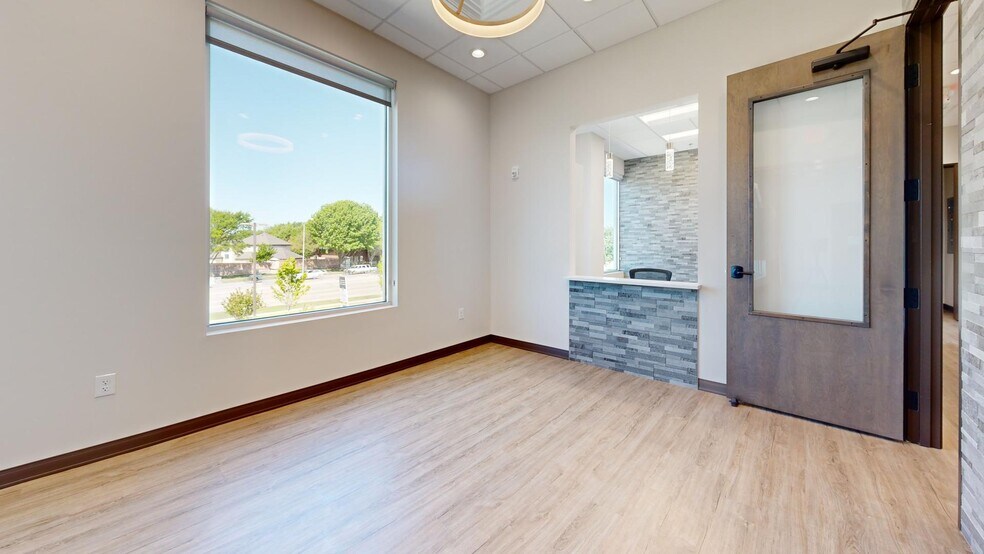 3242 Preston Rd, Plano, TX à vendre - Photo intérieure – Image 3 sur 51