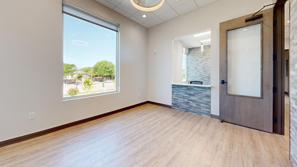 3242 Preston Rd, Plano, TX à vendre - Photo intérieure – Image 3 sur 51