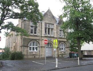 Plus de détails pour 2 Cedar Dr, Kirkintilloch - Local commercial à louer