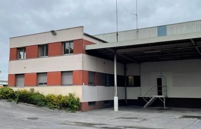 Industriel/Logistique dans Reims à louer - Photo de l’immeuble – Image 1 sur 4
