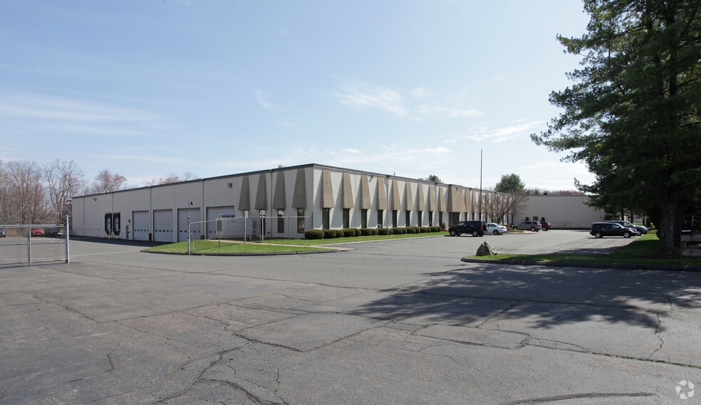 85 S Satellite Rd, South Windsor, CT à louer - Photo principale – Image 1 sur 13