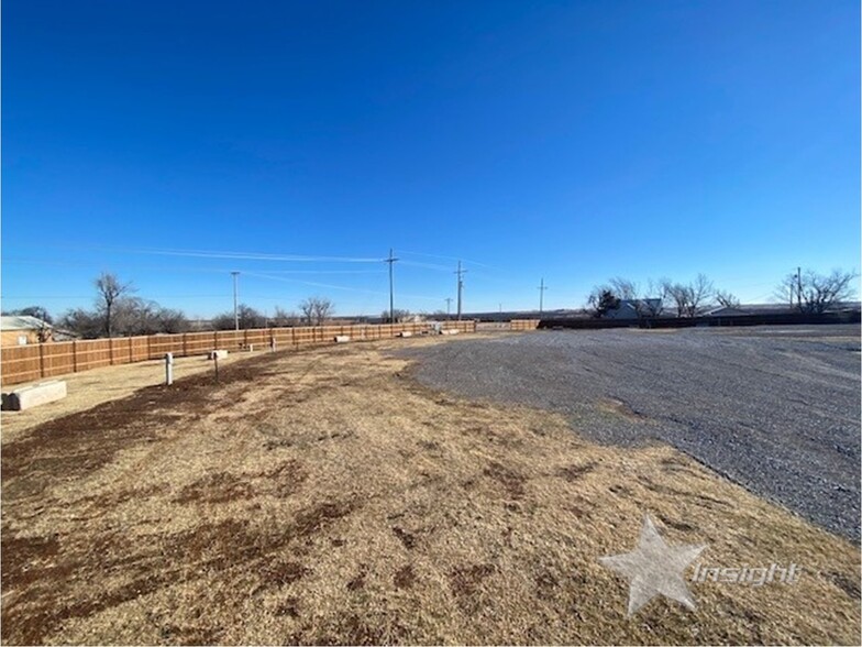 11962 US-62, Elgin, OK à vendre - Photo de l’immeuble – Image 3 sur 5