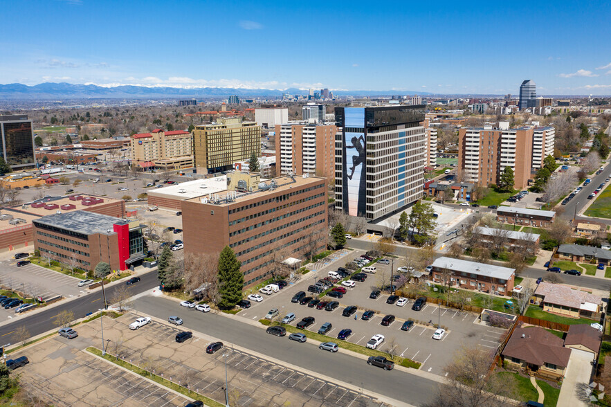 1780 S Bellaire St, Denver, CO à louer - Photo de l’immeuble – Image 3 sur 10