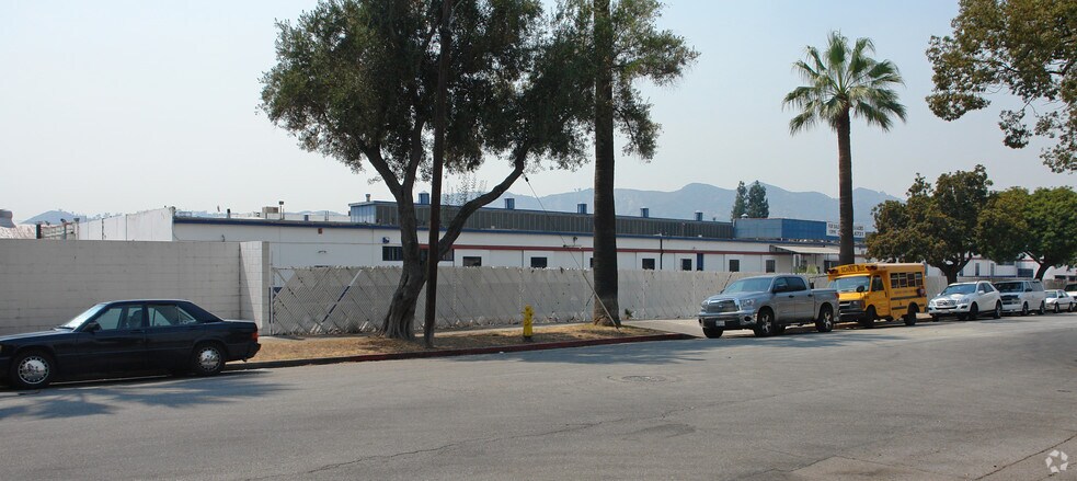 5426-5430 San Fernando Rd, Glendale, CA à vendre - Photo principale – Image 1 sur 8